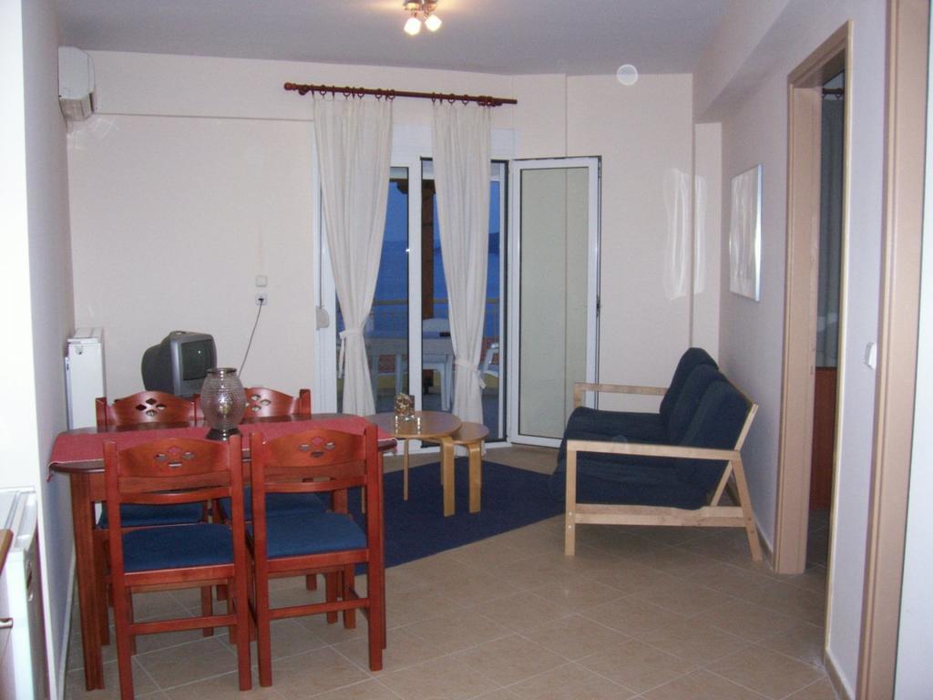 Studios Stefania Neos Marmaras Bilik gambar