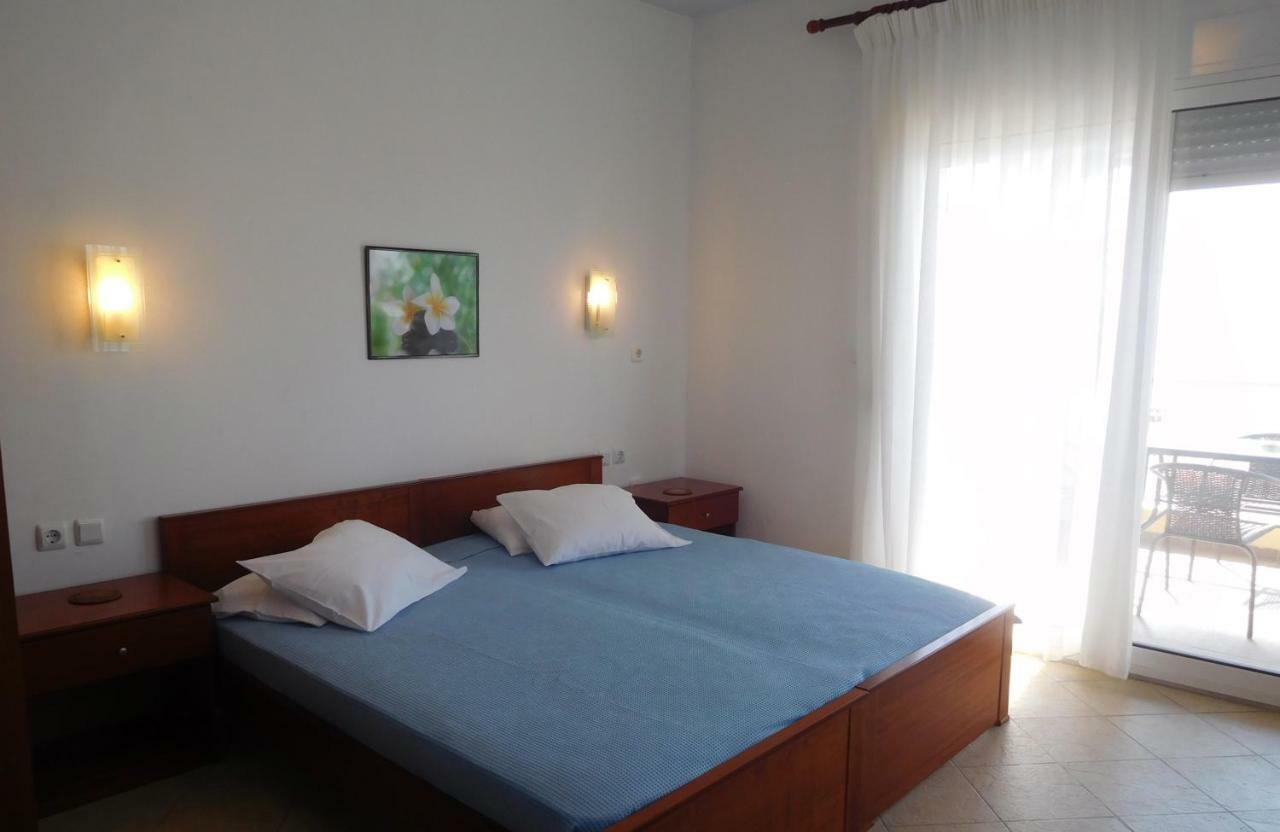 Studios Stefania Neos Marmaras Luaran gambar